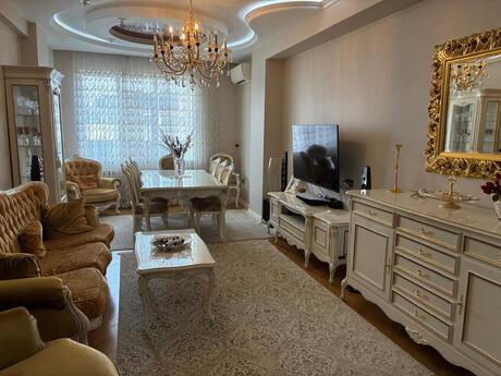 3 otaqlı yeni tikili - Şah İsmayıl Xətai m. - 113 m²