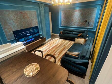 3 otaqlı yeni tikili - İnşaatçılar m. - 117 m²