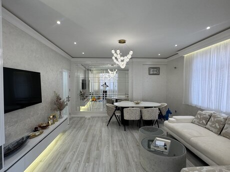 3 otaqlı yeni tikili - İnşaatçılar m. - 117 m²