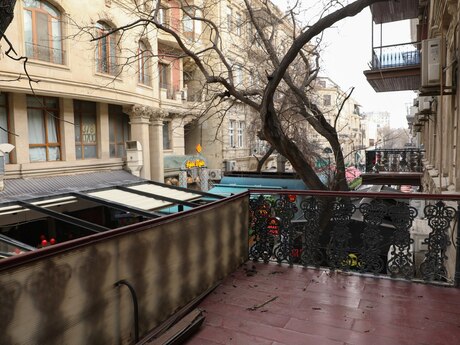 5-room apartment for rent, 156 m², Sahil: 3 000 ₼/mo 5