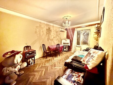 Объявление №6384781 - Баку, м. Кара Караев, 2-комн., 65 м², 5/9 этаж