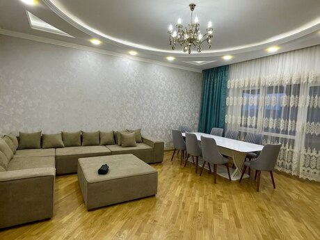 4-комн. · 215 m² · 9/21 этаж, Grand Hayat