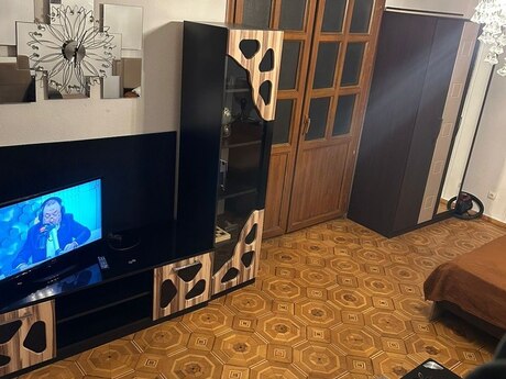 Elan №6384830 - Bakı, İçəri Şəhər m., 1 otaqlı, 42 m², 3/6 mərtəbə