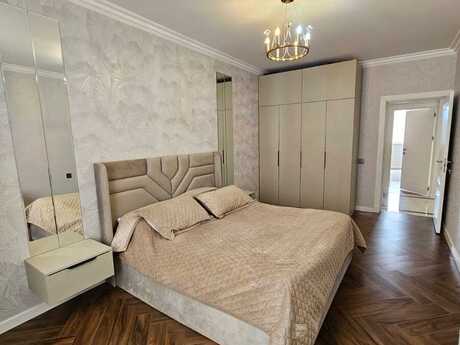 5 otaqlı mənzil, 130 m², Azadlıq Prospekti: 350 000 ₼ 5
