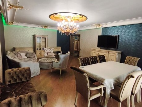 Аренда: 4-комнатная квартира, 210 м², Gənclik: 1 500 ₼/мес 4