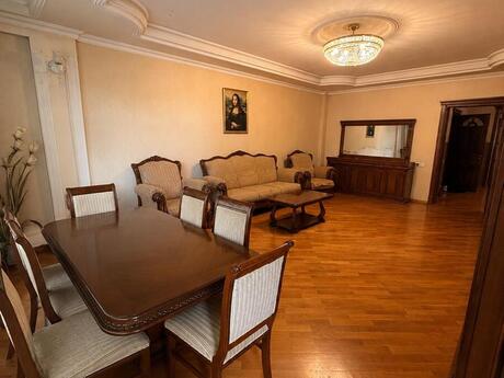 Аренда: 3-комнатная квартира, 160 м², Gənclik: 1 200 ₼/мес 3