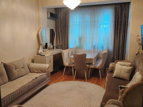 Объявление №6384928 - Баку, пос. Локбатан, 3-комн., 108 м², 2/9 этаж