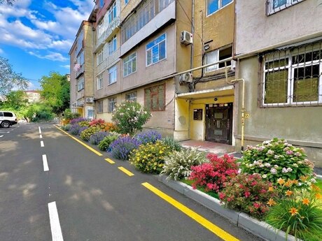 Elan №6372242 - Bakı, Qara Qarayev m., 2 otaqlı, 65 m², 3/5 mərtəbə