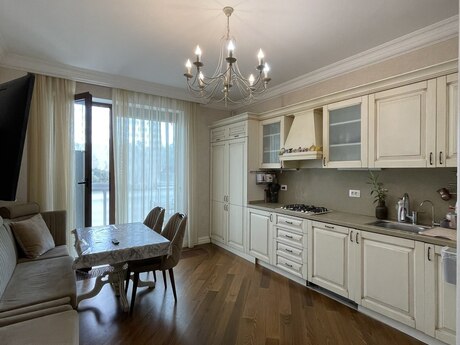 4-комнатная квартира, 220 м², Nərimanov: 630 000 ₼ 4