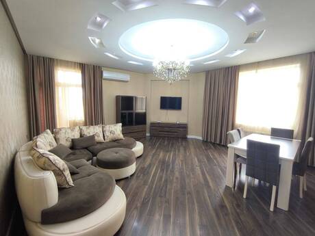 Elan №6385048 - Bakı, Sahil m., 4 otaqlı, 170 m², 10/16 mərtəbə