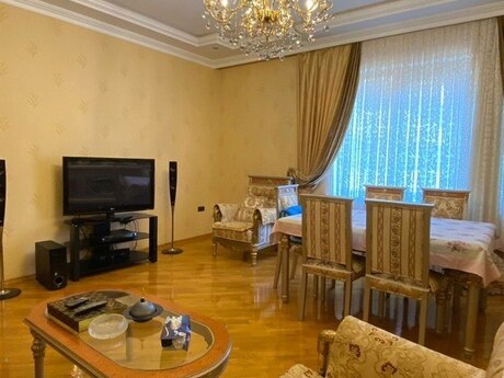 3 otaqlı mənzil, 130 m², Şah İsmayıl Xətai: 460 000 ₼ 5