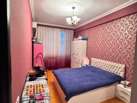 3-комнатная квартира, 130 м², 20 Yanvar: 350 000 ₼ 5
