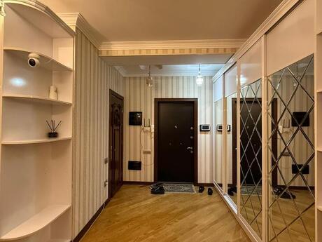 3-комнатная квартира, 157 м², Gənclik: 628 000 ₼ 2
