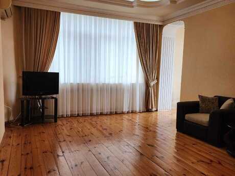 Elan №6385540 - Bakı, Şah İsmayıl Xətai m., 2 otaqlı, 100 m², 9/16 mərtəbə