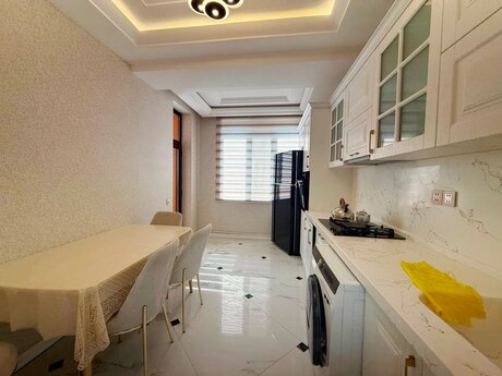 Kirayə 3 otaqlı mənzil, 130 m², Elmlər Akademiyası: 1 500 ₼/ay 3