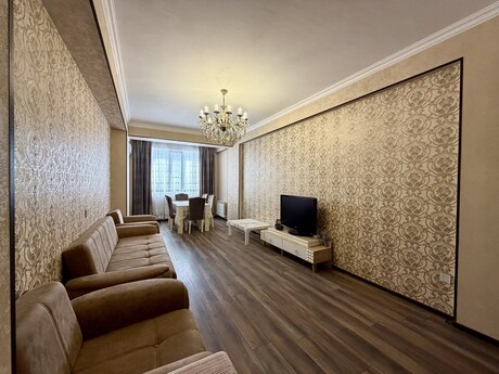 Объявление №6385794 - Баку, м. Иншаатчылар, 3-комн., 130 м², 9/16 этаж