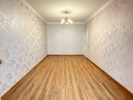 Elan №6385895 - Bakı, 8-ci mikrorayon q., 3 otaqlı, 96 m², 6/9 mərtəbə
