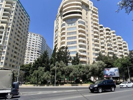 Объявление №6386104 - Баку, м. Азадлыг проспекти, 3-комн., 148 м², 3/18 этаж