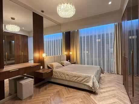 Kirayə 3 otaqlı mənzil, 130 m², BCR Khatai: 2 100 ₼/ay 5