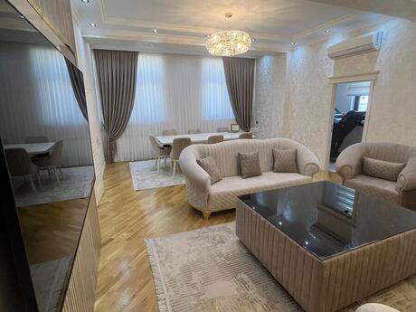 Объявление №6386192 - Баку, Насиминский  р., 4-комн., 150 м², 11/12 этаж