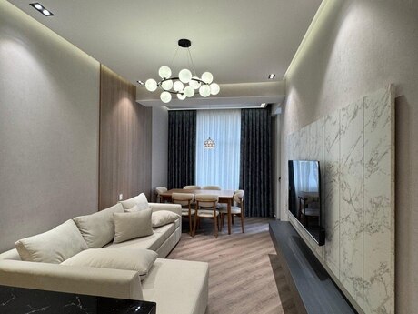 3-комн. новостройка - м. Элмляр Академиясы - 130 м²
