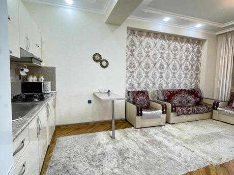 Kirayə 2 otaqlı mənzil, 60 m², Memar Əcəmi: 700 ₼/ay 4