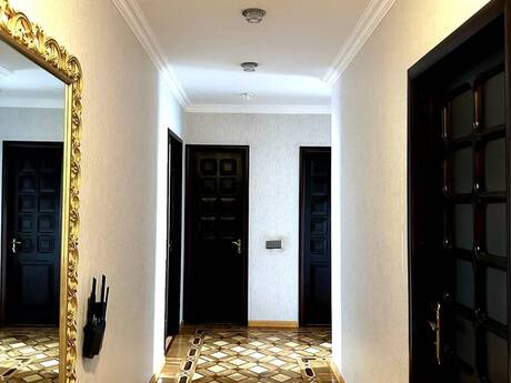 4-room apartment, 85 m², Nəriman Nərimanov: 245 000 ₼ 3