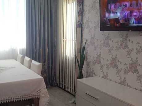 2-комн. · 42 m² · 4/9 этаж, Həzi Aslanov