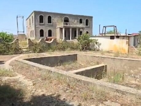 Elan №6386743 - Bakı, Novxanı q., 8 otaqlı, 700 m²