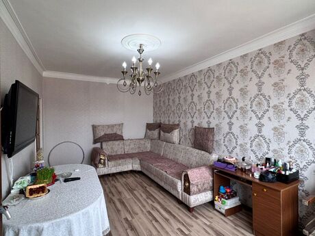 Elan №6386789 - Bakı, Badamdar q., 3 otaqlı, 70 m², 4/5 mərtəbə
