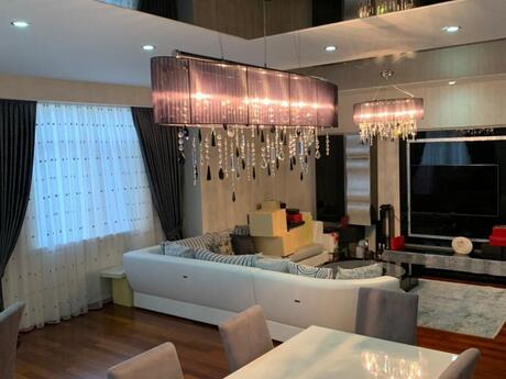 4 otaqlı mənzil, 225 m², Nəsimi: 550 000 ₼ 2