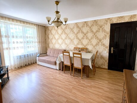 Elan №6386844 - Bakı, Elmlər Akademiyası m., 2 otaqlı, 55 m², 3/5 mərtəbə