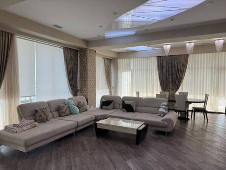 Kirayə 4 otaqlı mənzil, 250 m², Altes Plaza: 3 700 ₼/ay 4