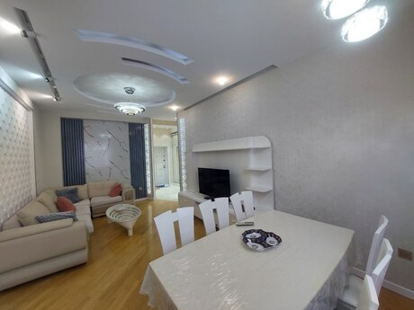 Elan №6386921 - Bakı, Nizami m., 3 otaqlı, 120 m², 13/17 mərtəbə