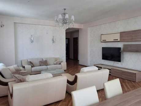 4-room new-build apartment for rent in Nizami, 200 m², 2 000 AZN/mo, photo 3 / 12