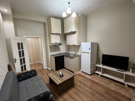 Elan №6387079 - Bakı, Ağ şəhər q., 3 otaqlı, 47 m², 6/6 mərtəbə
