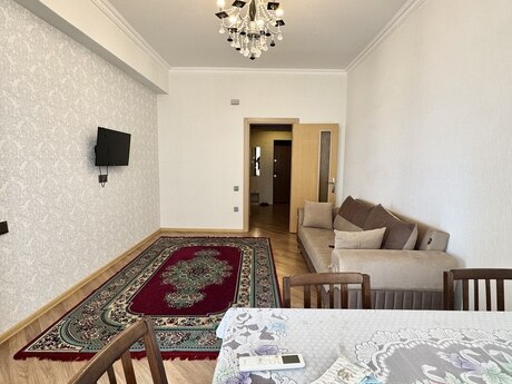 Kirayə 2 otaqlı mənzil, 85 m², Bayıl: 700 ₼/ay 2