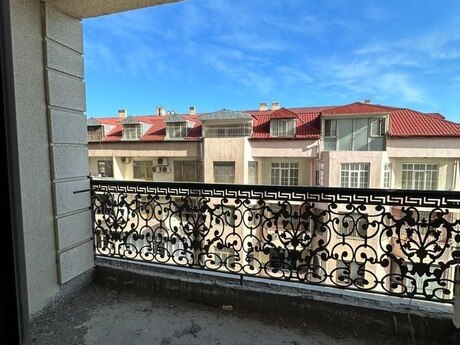 4 otaqlı mənzil, 232 m², Nərimanov: 690 000 ₼ 4