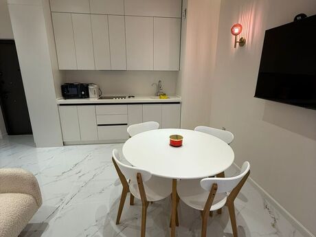 Nəriman Nərimanovda 1 otaqlı yeni tikili mənzil kirayə verilir, 50 m², 1 100 AZN/ay, şəkil 5 / 12