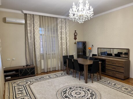7 otaqlı həyət evi, 500 m², Səbail: 895 000 ₼ 4