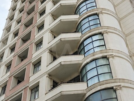 4 otaqlı mənzil, 168 m², Gənclik: 410 000 ₼ 2