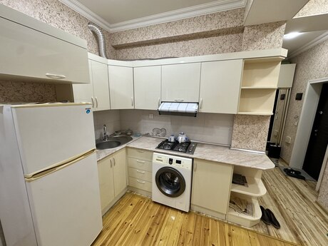 Elan №6387366 - Bakı, 28 May m., 3 otaqlı, 80 m², 6/16 mərtəbə