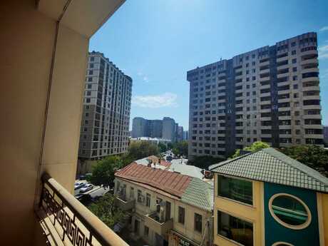 5-room apartment, 218 m², Gənclik: 479 000 ₼ 5