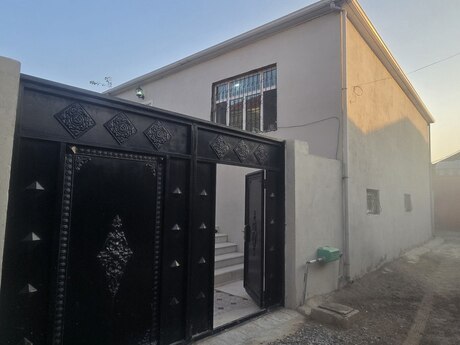 5-комнатный дом, 150 м², Binə: 95 000 ₼ 2