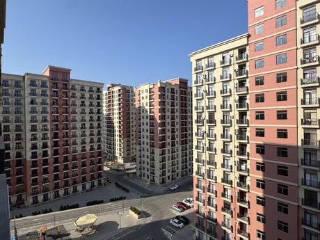 Объявление №6387781 - Баку, м. Дернегюль, 2-комн., 65 м², 10/17 этаж