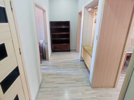 Sahildə 3 otaqlı köhnə tikili mənzil satılır, 83 m², 339 000 AZN, şəkil 4 / 12