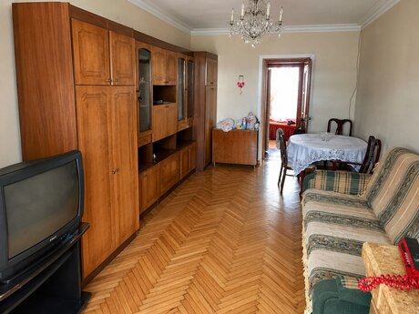 Объявление №6388053 - Баку, м. Элмляр Академиясы, 2-комн., 55 м², 4/5 этаж