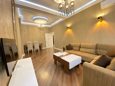 Elan №6388111 - Bakı, İnşaatçılar m., 2 otaqlı, 80 m², 9/18 mərtəbə