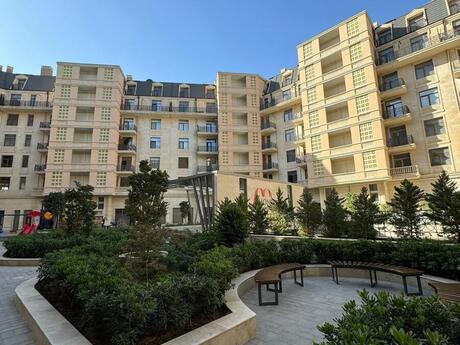 Elan №6388130 - Bakı, Ağ şəhər q., 4 otaqlı, 176 m², 7/7 mərtəbə