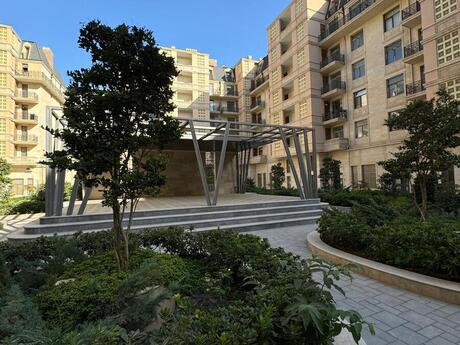 Elan №6388167 - Bakı, Ağ şəhər q., 4 otaqlı, 195 m², 2/7 mərtəbə